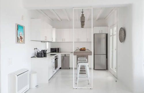 Elia Villa | Villa Alice