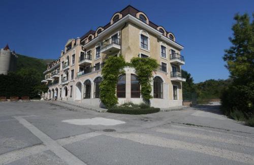 Kavarna Apartment | Villa Allegra spacious seaview apartment A3, 50 m from the sea