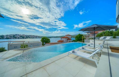 Podglavica Villa | Villa Allina, 5-Bedroom Villa with Panoramic Views, Heated Pool