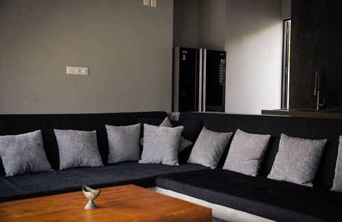 Kathaluwa Villa | Villa Allure - Modern villa with AC and pool in Ahangama