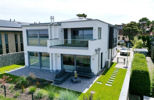 Glowe Apartment | Villa Am Meer Glowe Apartment OG