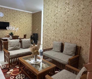 Karangtengah House | villa Ambarwati