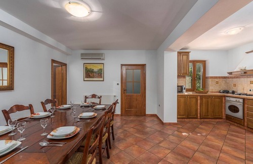 Stanisovi Villa | Villa Ana with shared Pool in Resort Vlakovo