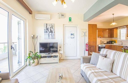 Vamvakopoulo Villa | Villa Anastasia - Private pool - Close to the famous beach of Agioi Apostoloi!