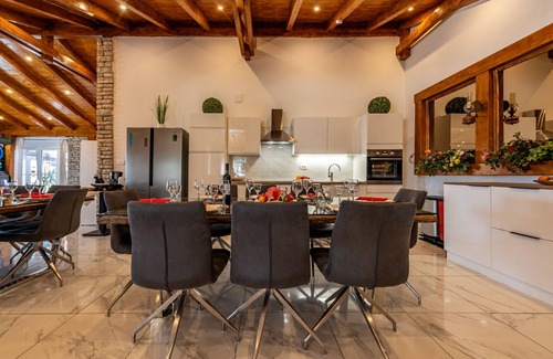 Sveti Filip i Jakov Villa | Villa Ancora for 16 guests, No.1