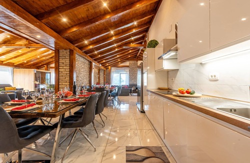 Sveti Filip i Jakov Villa | Villa Ancora for 16 guests, No.1