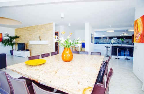 Playa Blanca Villa | Villa and Annex with Heated, Salt Chlorinated Pool with Incredible Ocean Views