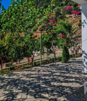 Lukove Villa | Villa Anemos