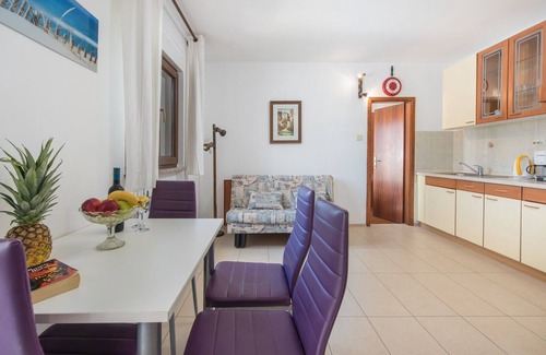 Vrvari Apartment | Villa Anita with common Pool/Two-Bedroom Apartment A1