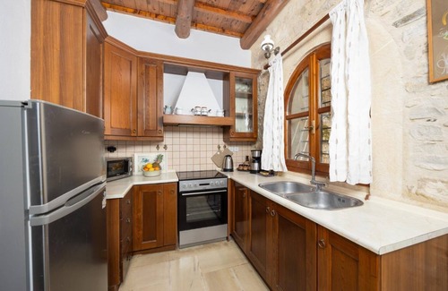 Asteri Villa | Villa Anta - Two Bedroom Villa, Sleeps 6