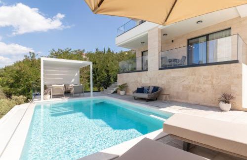 Tivat Villa | Villa Aquilla