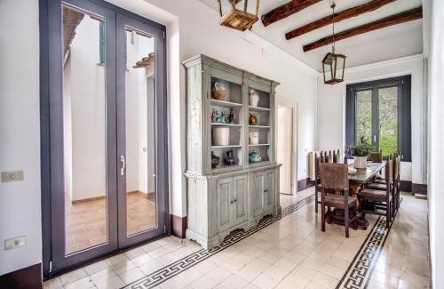 Schiazzano Villa | Villa Aragona Historic Villa with Views and Guest services by Feeling Italy