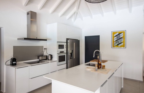 Plum Bay Villa | Villa Arawak (2/4 Rooms)