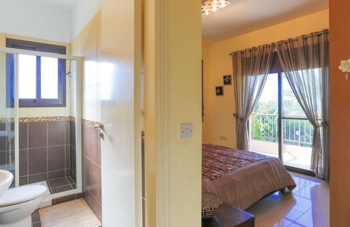 Latsi Villa | Villa Arbanassi in Latchi