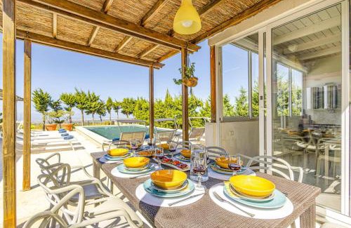 Ragusa Villa | Villa Ardith by Villa Plus