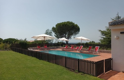 Aldeia de Irmaos Villa | Villa at Natural Park & Sun & pull & Cool energy and Lisbon at 40 minutes