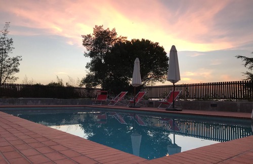 Aldeia de Irmaos Villa | Villa at Natural Park & Sun & pull & Cool energy and Lisbon at 40 minutes