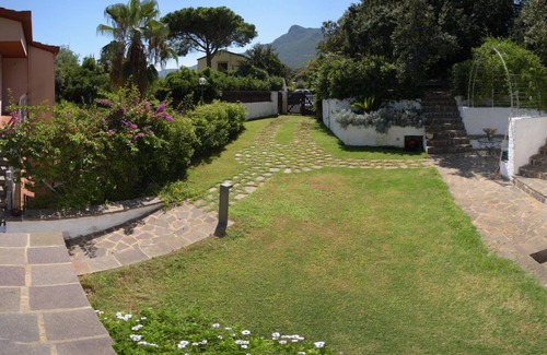 Lungomare di Sabaudia Villa | Villa at the "Mountain - Sea - Lake" in Torre Paola Sabaudia