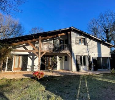 Martignas-Sur-Jalle Villa | Villa avec piscine