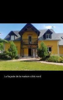 Saint-Clair-d'Arcey Villa | Villa avec piscine et jacuzzi privé