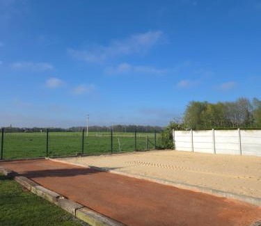Saint-Clair-d'Arcey Villa | Villa avec piscine et jacuzzi privé
