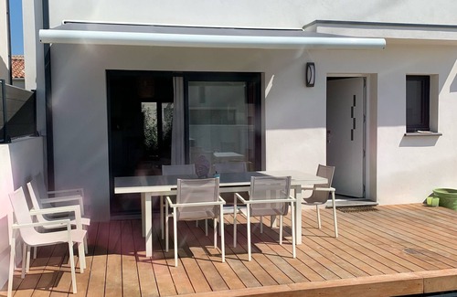 Calvisson House | Villa Avec spa Tout Confort 2 Chambres 4 Personnes