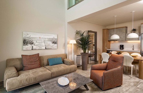Kato Galatas Villa | Villa Avgi I Luxury close to the Sea