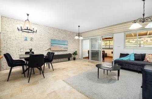 Shlomi Apartment | Villa Aviv Pool & Play Galilee Stay by Sea N' Rent