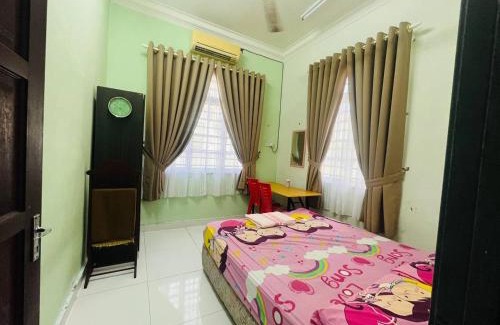 Kuala Terengganu House | Villa Axalea Berdekatan UMT, UNISZA, IPGM, ILP, INSTEP