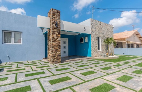 Rancho Villa | Villa Azul Tide - Oranjestad bohemian beach vibes