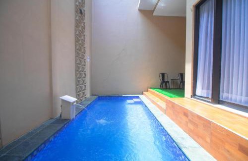 Sidomulyo Villa | Villa Azzalea Private Pool dan Rooftop
