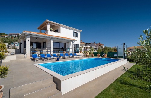 Fuskulin Villa | Villa B&U by Villas Guide