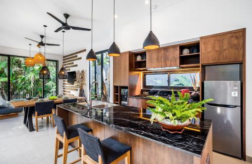 Andong Apartment | Villa Bale Dauh by BaliSuperHost