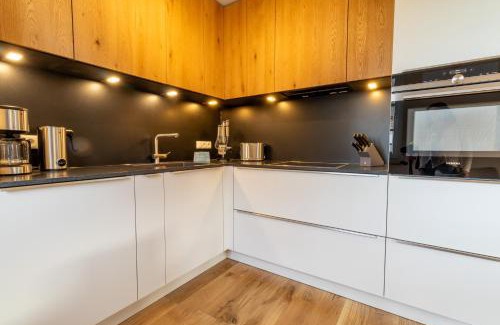 Lohme House | Villa BalticBliss auf Rügen - direkt am Golplatz mit Sauna und Jacuzzi