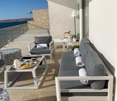 Baric Draga Villa | Villa Basthel direct aan zee ,verwarmd zwembad en sauna