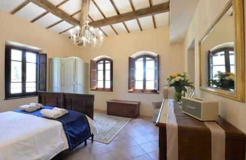 Santarello Villa | Villa Bella Cortona- Luxury Tuscan Villa