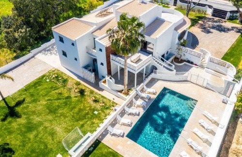 Porches Villa | Villa Belo Horizonte