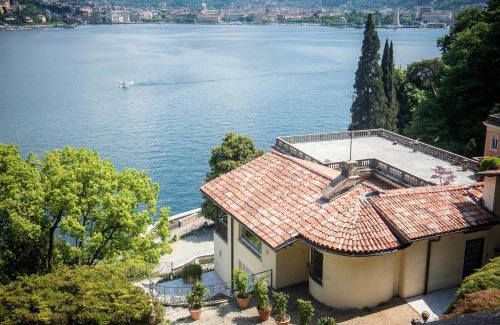Como Villa | Villa Belvedere by Comorooms
