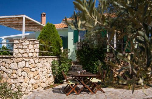 Tsoukaladhes Villa | Villa Belvedere Verde