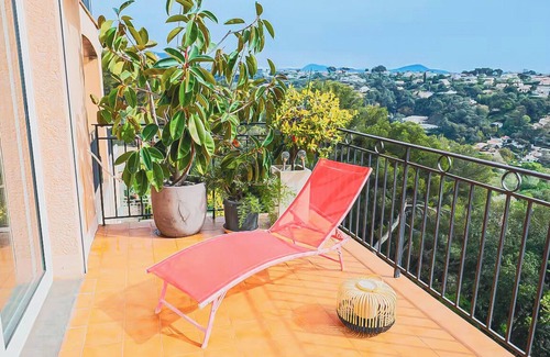 Cagnes-sur-Mer Villa | Villa Bleu Azur – Private Elegance with Sea & Mountain Views