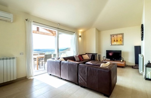 Terra Mala Villa | Villa Breathtaking sea views, private swimming pool, air-conditioning & wi-fi.