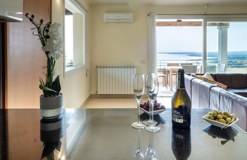 Terra Mala Villa | Villa Breathtaking sea views, private swimming pool, air-conditioning & wi-fi.