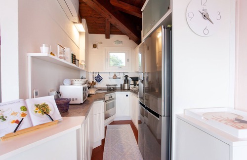 Puntaldia Villa | Villa 'Briziola' with Sea View, Wi-Fi and Air Conditioning