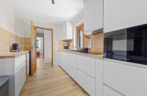 Strpacici Villa | Villa Bucks near Poreč for 20 persons with Sea View, Whirlpool, Sauna & Fitness