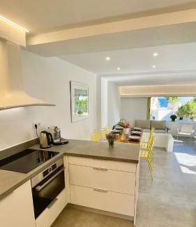 Lavreotiki Villa | Villa by the sea near Sounio