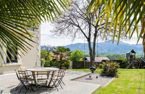 Charvonnex House | Villa Côte des Vignes I Annecy 15' x Genève 30'