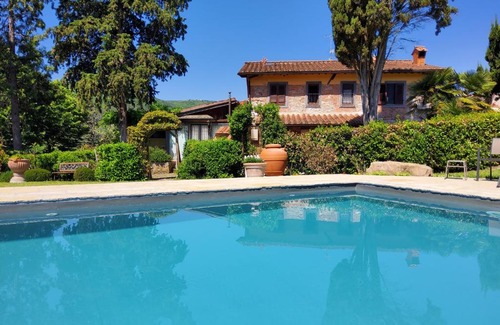 Rignano sull'Arno Apartment | Villa Cafaggiolo apt GIOTTO