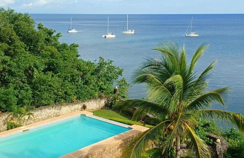 San Francisco Island Villa | Villa Camotes