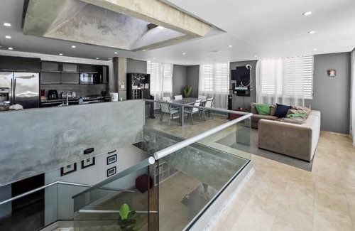 Cerro Gordo House | Villa Capitan | Spacious House W/Pool & Beach