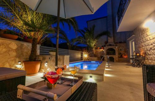 Hvar Old Town Apartment | Villa Capitis in the center- Luxury apartment with swimming pool